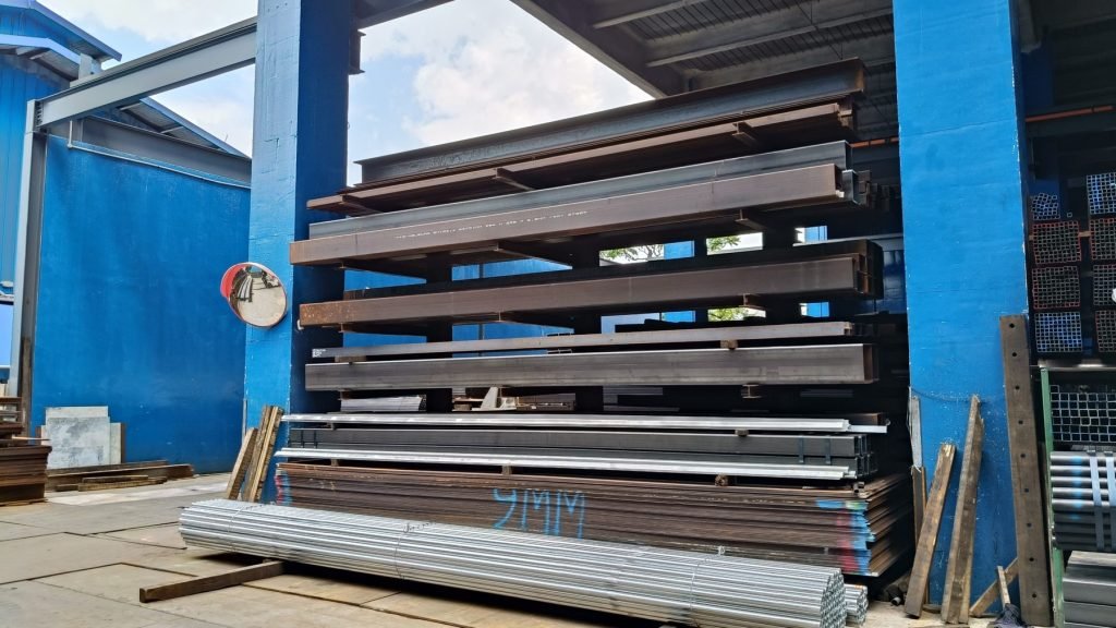 G 31 — Kah Teck Hardware Trading