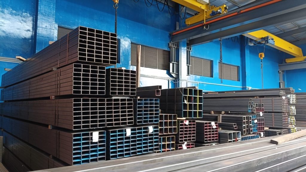 G 37 — Kah Teck Hardware Trading